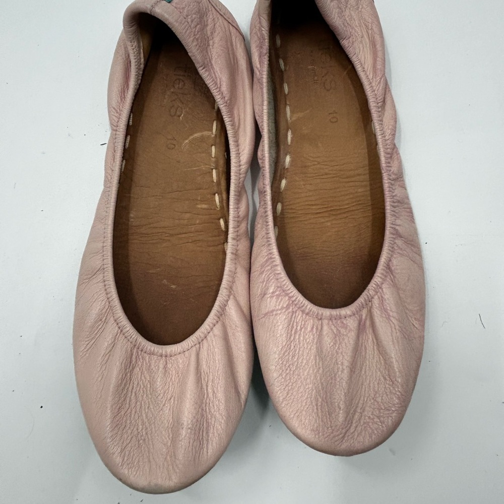 Womans Tieks Flats Size 10 Pre-owned baby pink